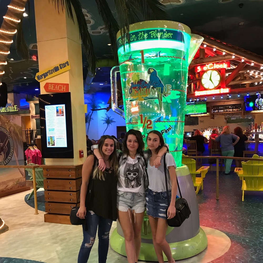 Meet your Posher, Ally